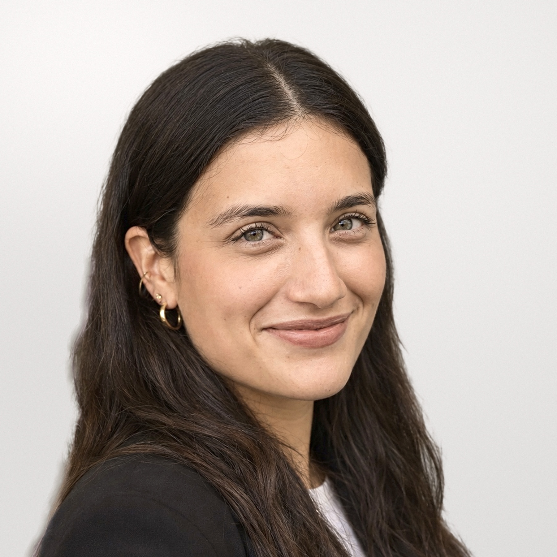 daniella headshot matched hq
